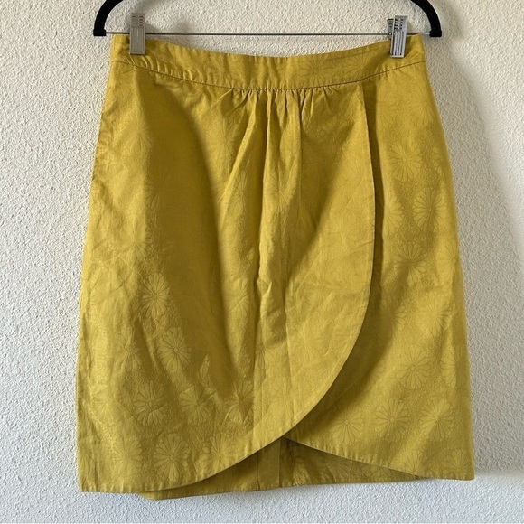 Edme & Esyllte Anthropology Women’s Skirt 6 Yellow Floral Print Front Wrap - Picture 1 of 11